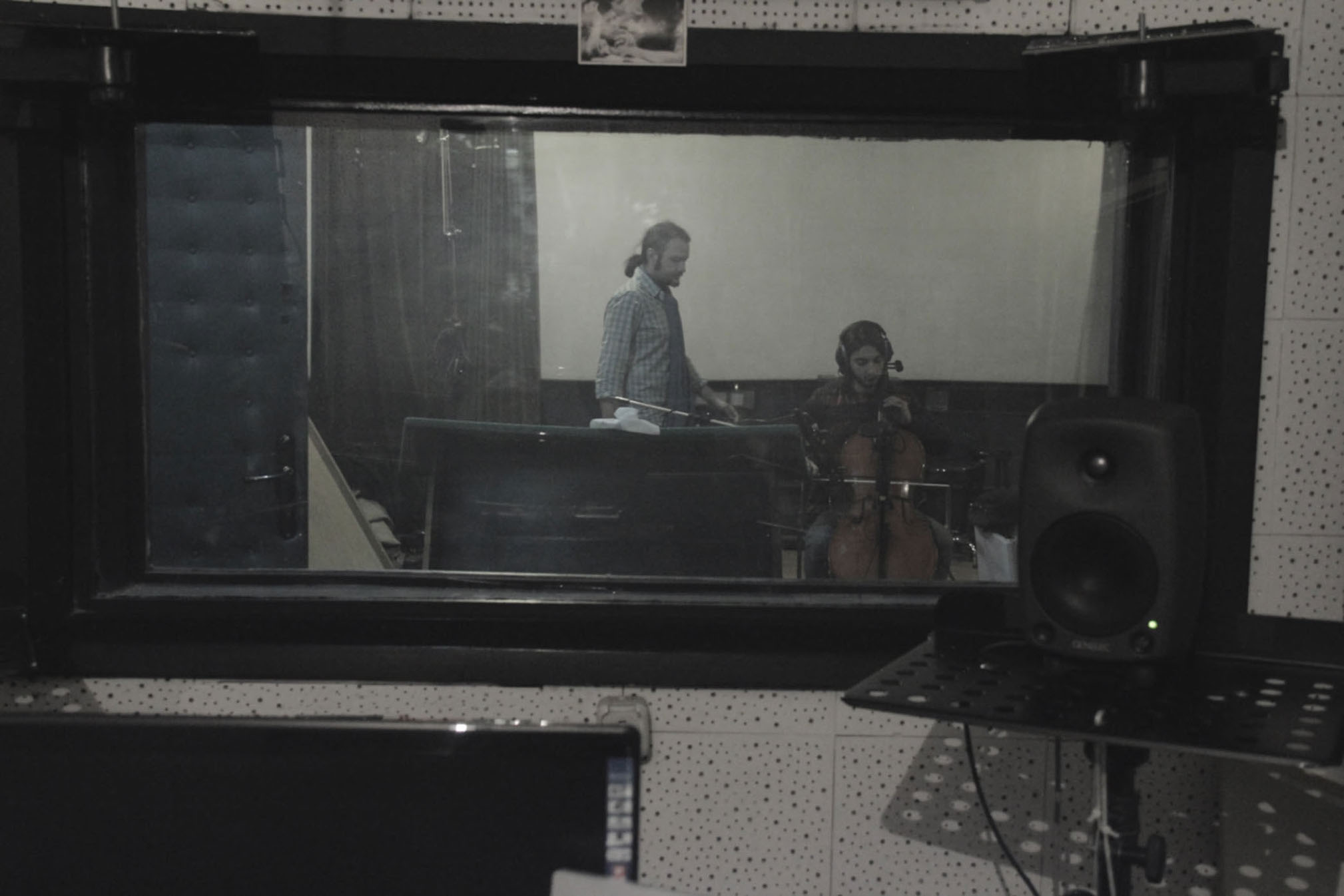 Pedram Babaiee Preview I - Live at Rooberoo Mansion. All Rights Reserved © 2018 Ali Zamani